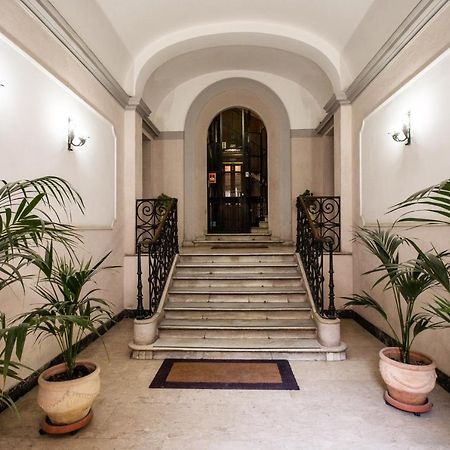 Diocleziano Triple Apartment Рим Екстериор снимка