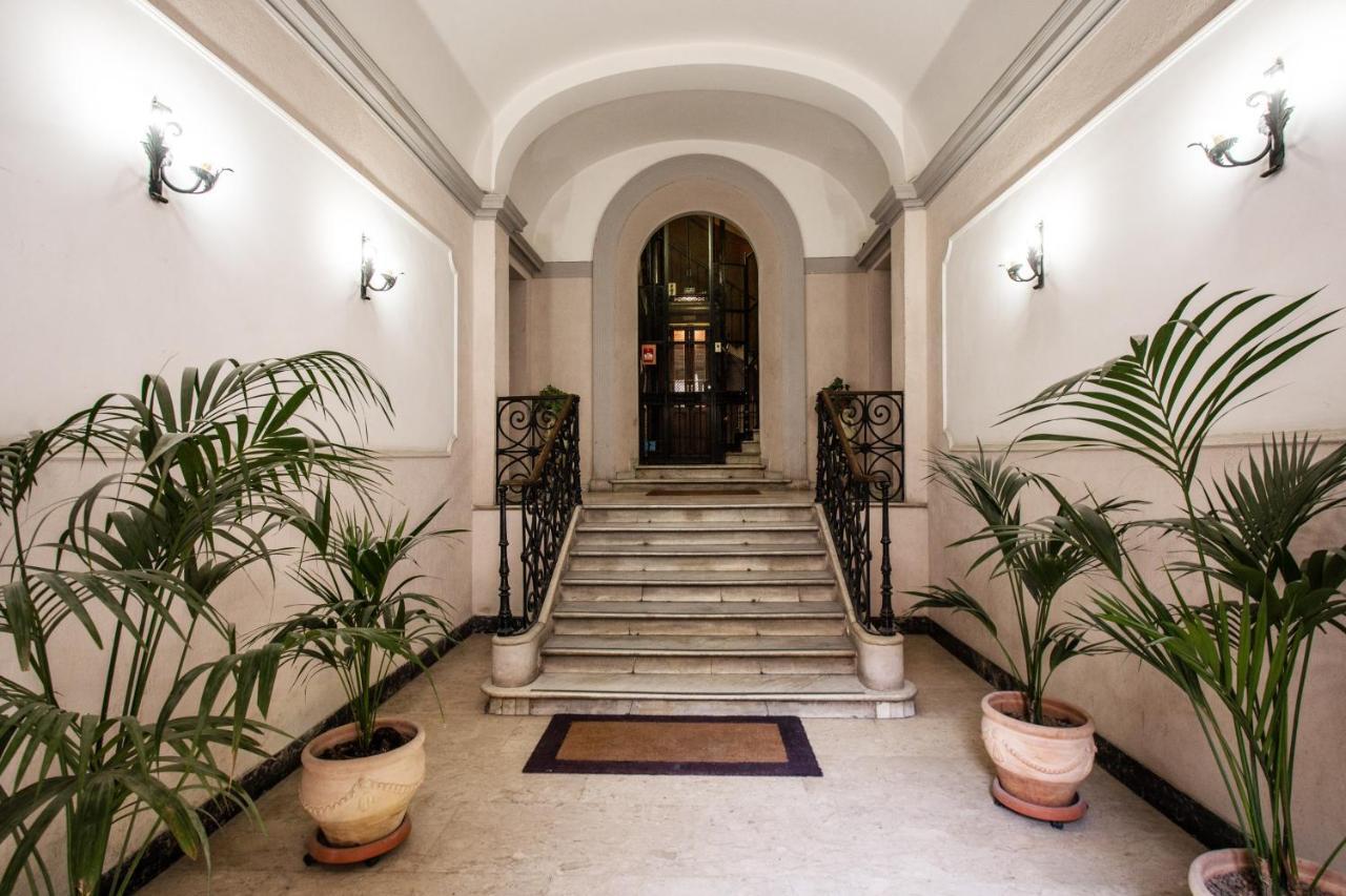 Diocleziano Triple Apartment Рим Екстериор снимка
