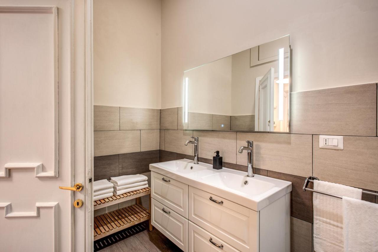 Diocleziano Triple Apartment Рим Екстериор снимка